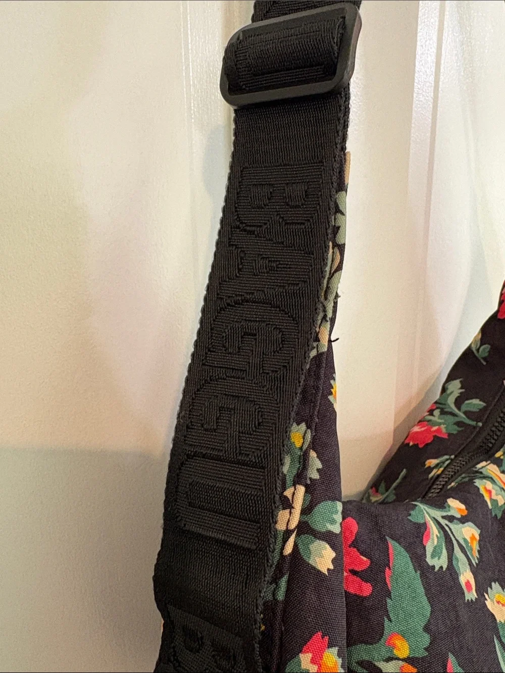 BAGGU shoulder bag